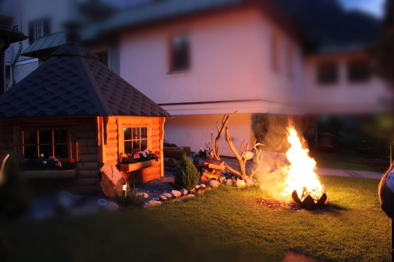 Hotel Rauscher - Das Naturteichparadies บาดฮอฟกัสไตน์ ภายนอก รูปภาพ