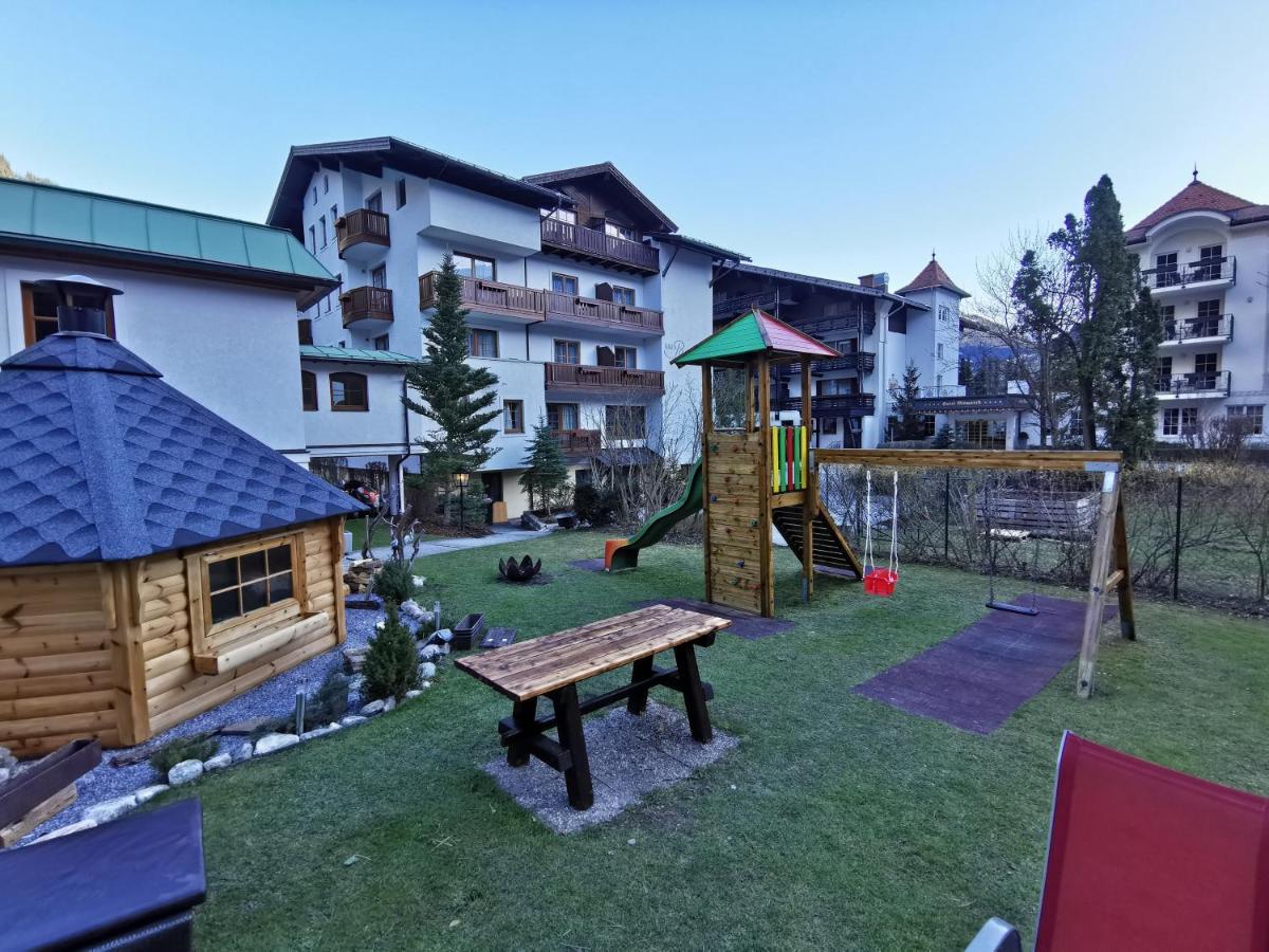 Hotel Rauscher - Das Naturteichparadies บาดฮอฟกัสไตน์ ภายนอก รูปภาพ