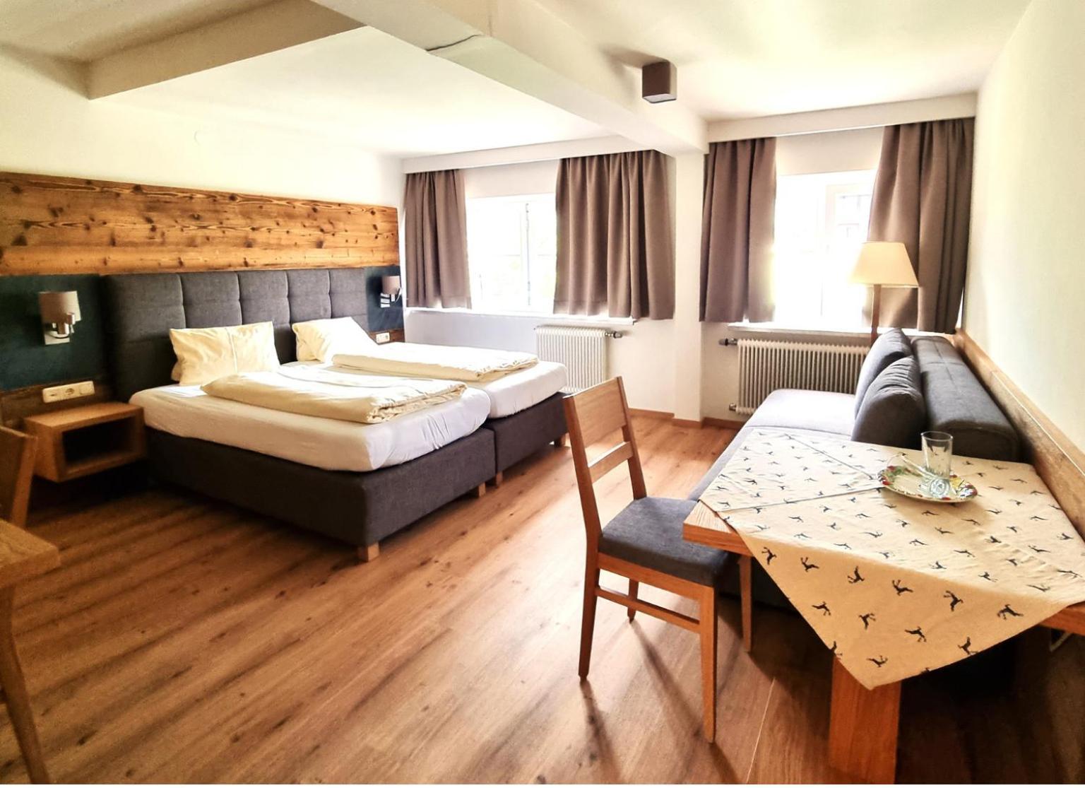 Hotel Rauscher - Das Naturteichparadies บาดฮอฟกัสไตน์ ภายนอก รูปภาพ